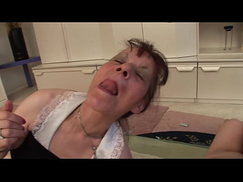 ❤️ Két nagymama és egy nagypapa hármasban ️❌ Sluts at hu.pornsos-com.ru ❌❤