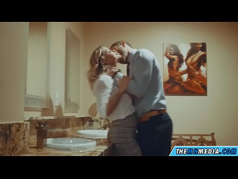 ❤️ Amikor egy bögyös szőke elcsábít egy nyilvános WC-ben ️❌ Sluts at hu.pornsos-com.ru ❌❤